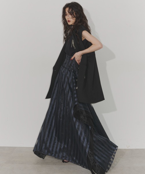 トップス Chris TROIS. Collected Bijoux vest Chris TROIS.（クリストロワ）の「Collected Bijoux vest（ベスト