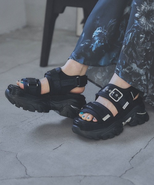 【美品】 HARE(ハレ)厚底サンダル Lサイズ ブラック HARE（ハレ） 厚底 スポーツサンダル サンダル バックルデザイン
