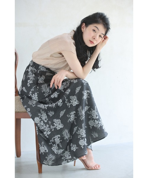 cawaii ロング スカート 一面に咲き広がる花刺繍ロングスカート