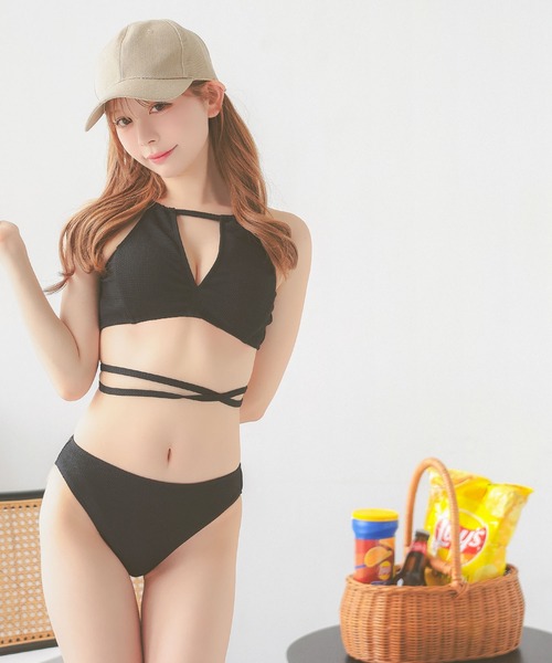 Tika 水着 ビキニ レディース ホルターネック 盛れる 可愛い