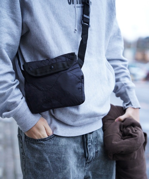 Nilway（ニルウェイ） ショルダーバッグ ナイロンライクキルティング