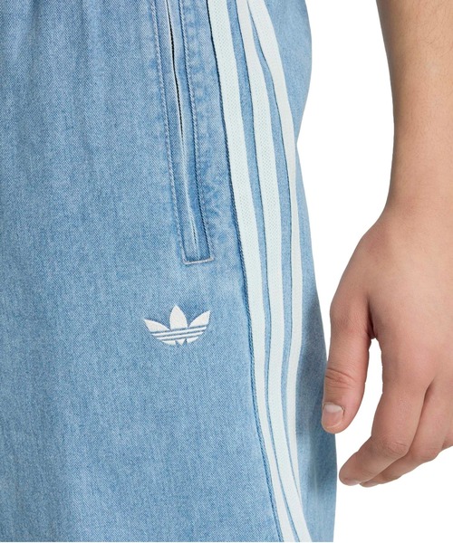 adidas（アディダス） ジーンズ adidas DENIM FIREBIRD TRACK PANTS