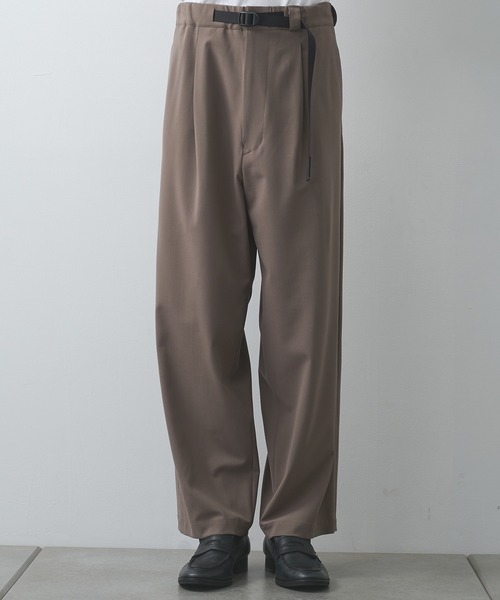 スラックス 「UJOH HOMME」Tape-Belt 1 Tuck PNT メンズ