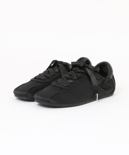 【新品】ACLENT スニーカーミュール 黒 M STEVE MADDEN（スティーブ・マデン） スニーカー ミュール サテン