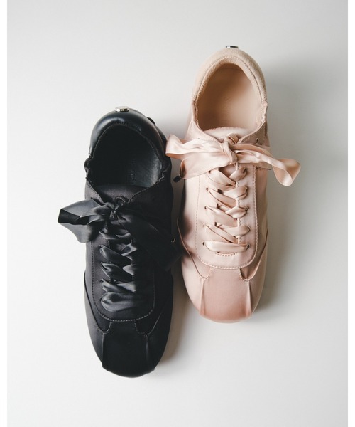 【NEW】スティーブマデン（STEVE MADDEN）/サテンレースアップシューズ STEVE MADDEN（スティーブ・マデン） スニーカー サテンレースアップ