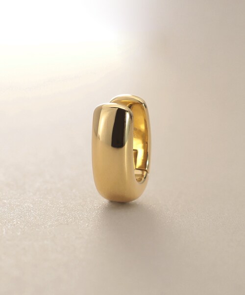 COCOSHNIK（ココシュニック） ピアス K18中空甲丸 中折れピアス