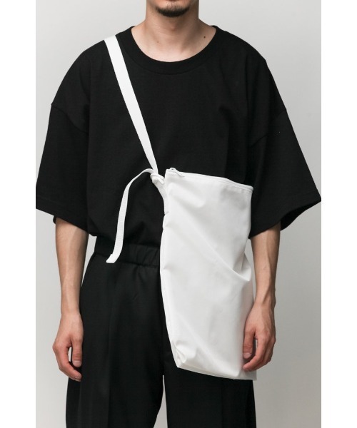 LOCALINA レザーデイリーバッグ Mサイズ 30%OFF》LOCALINA / Leather Daily Bag - medium - black - 乱