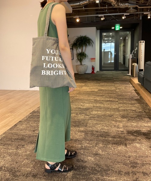 LOWRYS FARM ワンピース カットスリットノースリーブワンピース