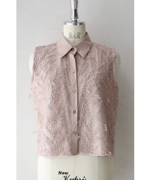 再入荷6月19日 繊細なレースに浮かぶ蔦花シャツトップス cawaii wkj00089 S~L対応 春 夏 綿100％ コットン ノースリ エレガント お洒落 大人可愛い 総レース 花 植物 ベージュ 日常使い レディース ファッション 大人 ママ ミセス 30代 40代 50代 cawaii ブラウス シャツ 繊細なレースに浮かぶ蔦花シャツトップス