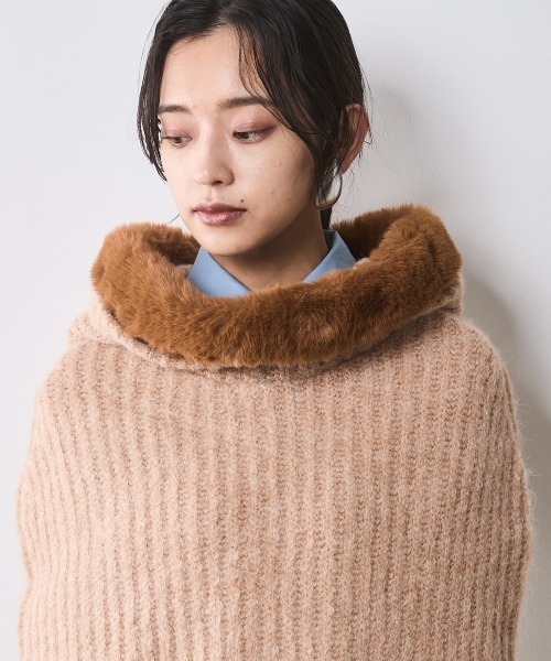 ニット セーター フェイクファー付マントニット 「大きいサイズ有」シックスタイル　 レディース フェイクファー付マントニット＜大きいサイズ有＞シックスタイル