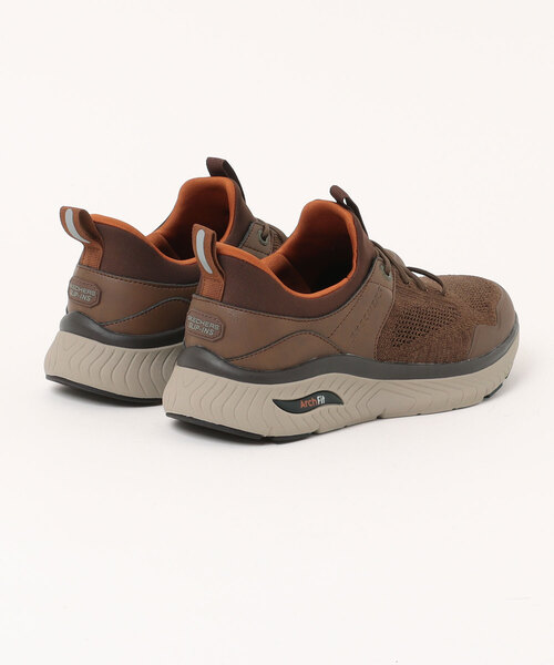 みい　0603 スケッチャーズ ゴーウォーク アーチフィット 2.0 サンダル - クロエ