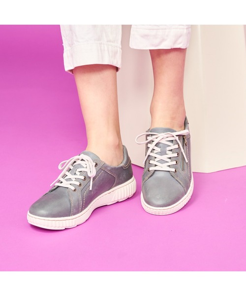 Clarks スニーカー Caroline Janna / キャロラインジャナ