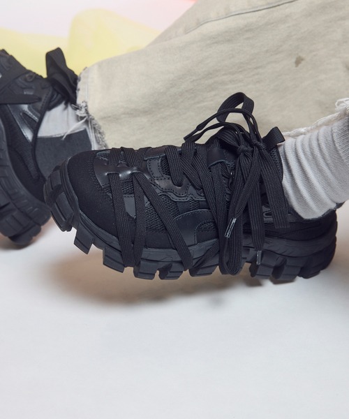 【極美品】メゾンスペシャル ラトリングソール 厚底 サンダル ブラック 26.5 極美品】メゾンスペシャル ラトリングソール 厚底 サンダル