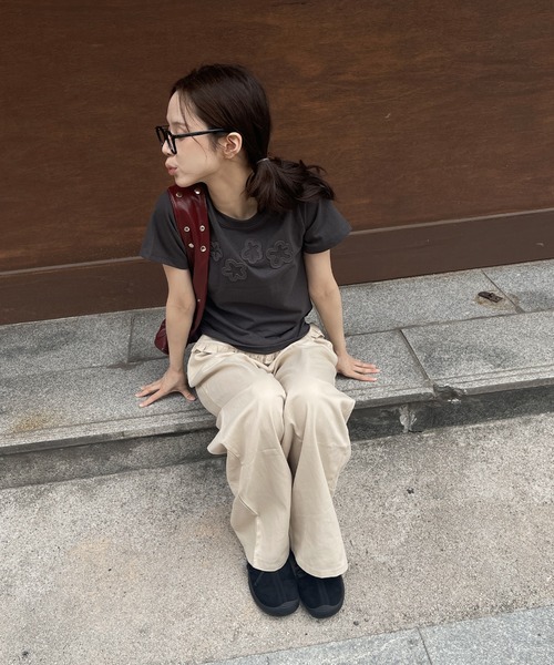 UNE MANSION tシャツ 「夏カラー展開」ダッフルフラワーワッペン