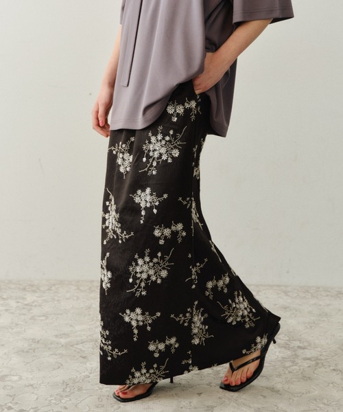 最終価格　DRAWER フラワーエンブロイダリー スカート　13万円 スカート Flower embroidery skirt / フラワーエンブロイダリー