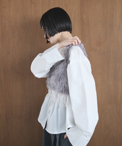 AIC. ブラウス シャツ シャーリングデザインブロードシャツ レディース