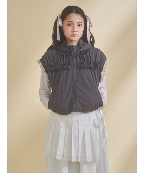 merry jenny（メリージェニー） ベスト ジレ frill nylon jacket