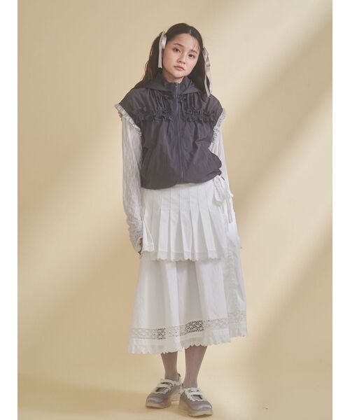 merry jenny（メリージェニー） ベスト ジレ frill nylon jacket