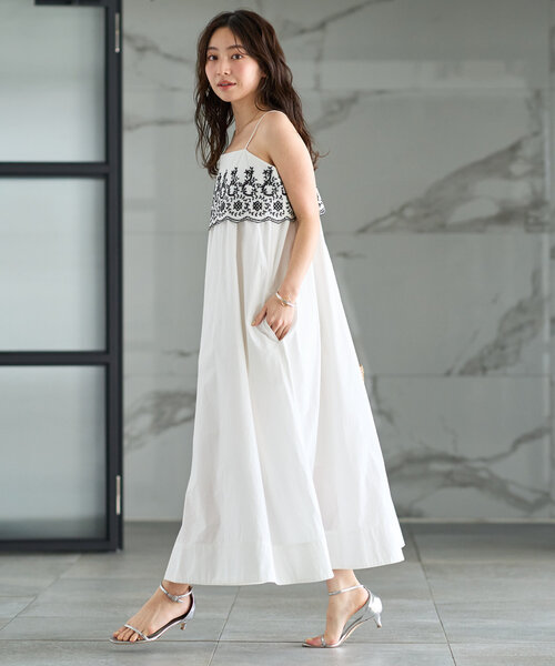「La boutique BonBon」 キャミソールワンピース 36 ブラック レディースの画像