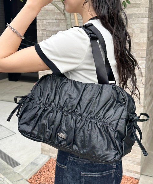 24時間以内発送 完売品 美品 TNF Leather Shoulder Bag THE NORTH FACE（ザ ノースフェイス） ノースフェイス ショルダー