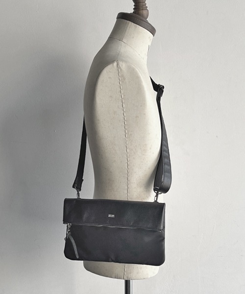 DECADE（ディケイド） ショルダーバッグ ファブリック×レザー2WAY