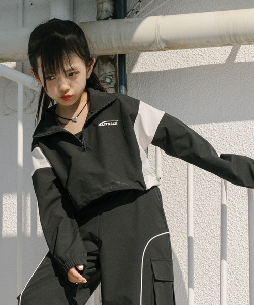 URBAN CHERRY（アーバンチェリー） 「U.TRACK」ライトタフタショート丈