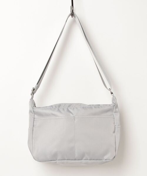 COACH スヌーピー刺繍 ショルダーバッグ 白 COACH スヌーピー刺繍 ショルダーバッグ 白 コーチ×ピーナッツ