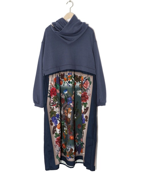 iS ScoLar ワンピース 543249：秋のモチーフスカーフ柄 スウェット  