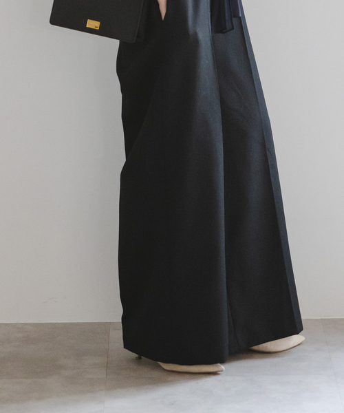 【MLB】カットアウトベアオールインワン MLB】カットアウトベアオールインワン セール】【MLB】カットアウト