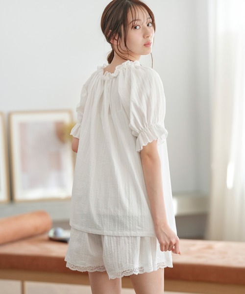 ヒスクローネ　パジャマ　ルームウェア　ホワイト ヒスクローネ パジャマ ルームウェア ホワイト