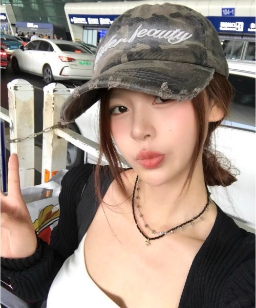 迷彩柄刺しゅうロゴダメージキャップ[品番：SHNW0012362