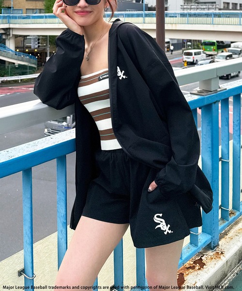 BACK TO THE FIELD ワンピース 「MLB」ワンポイントロゴラッシュガード