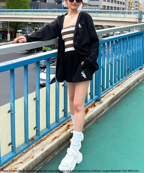 BACK TO THE FIELD ワンピース 「MLB」ワンポイントロゴラッシュガード