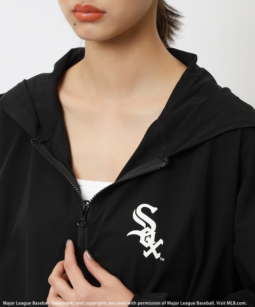 BACK TO THE FIELD ワンピース 「MLB」ワンポイントロゴラッシュガード