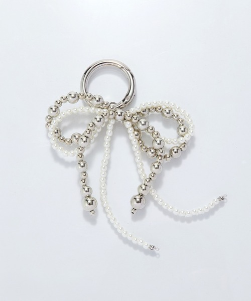 Phoebe（フィービー） チャーム メタル×パールリボンバッグチャーム