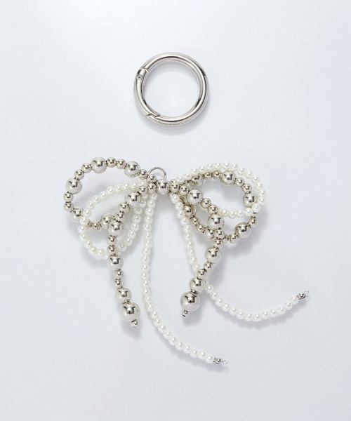 Phoebe（フィービー） チャーム メタル×パールリボンバッグチャーム