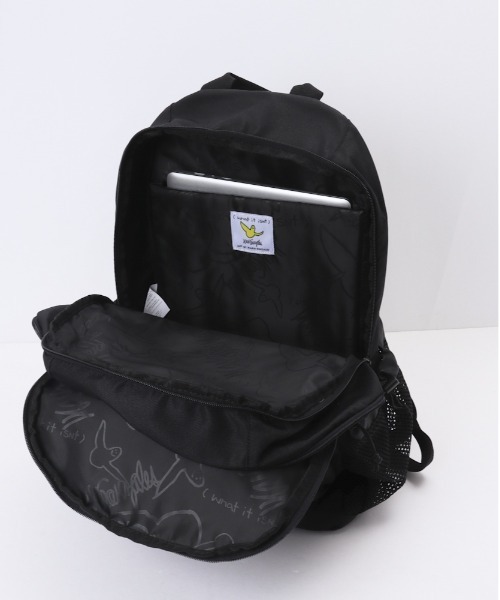 バックヤードファミリー（BACKYARD FAMILY）/(What it isNt) ART BY MARKGONZALES ラウンド多機能リュック BACKYARD FAMILY（バックヤードファミリー） デイバック リュック
