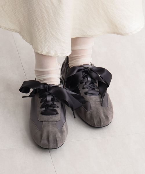 HIMIKO スニーカー 「HIMIKO」「ZOZOTOWN限定」バレエコアデザイン