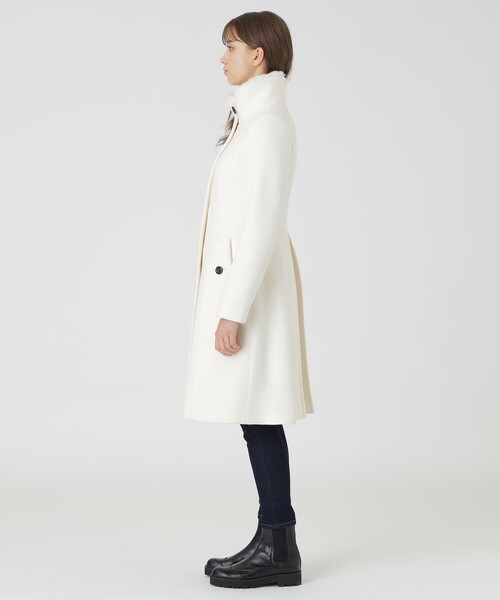 BLUE LABEL CRESTBRIDGE（ブルーレーベルクレストブリッジ） コート