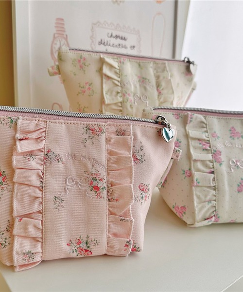 ☆ルーナ☆ポーチおまとめ5点 leune（ルネ） ポーチ ワンポイント刺繍フリルポーチ/マルチポーチ