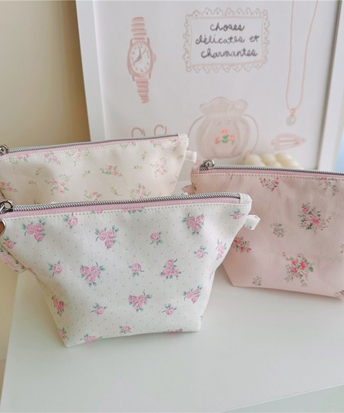 leune（ルネ） ポーチ ワンポイント刺繍フリルポーチ/マルチポーチ