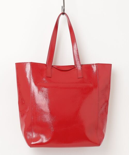 ANYA HINDMARCH（アニヤ・ハインドマーチ） パテントレザー ハート 