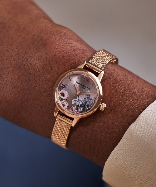 OLIVIA BURTON 花柄アナログ時計 関税込/国内発送】Olivia Burton 腕時計 花柄 38mm ネイビー♪
