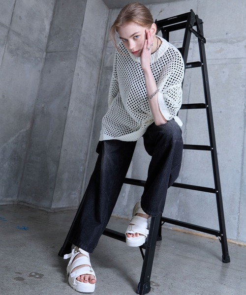 SERACE ボリュームハイソールデザインスニーカーサンダル　白 SERACE】Volume high sole design sneakers sandals