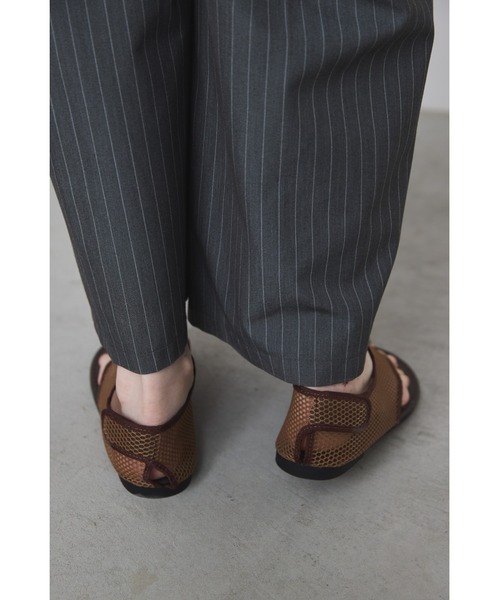 【新品未使用】QUN TOKYO メッシュフラットサンダル 新品未使用】QUN TOKYO メッシュフラットサンダル