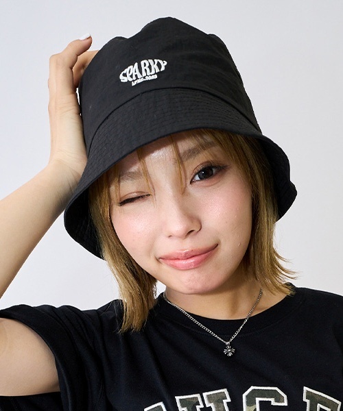 女の子まとめ売り１４０〜１６０サイズ　４７着　バッグ・帽子付LOVETOXIC等 Lovetoxic(ラブトキシック) 撥水ナイロンキャップ 女の子 キッズ