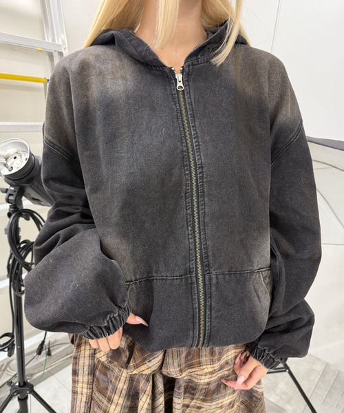 CONVERSE（スタジャン）のフリマアイテム一覧 【コンバース レザー