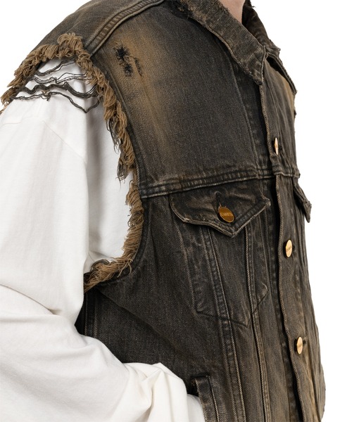 ベスト ジレ Embroidered Denim Vest メンズの画像