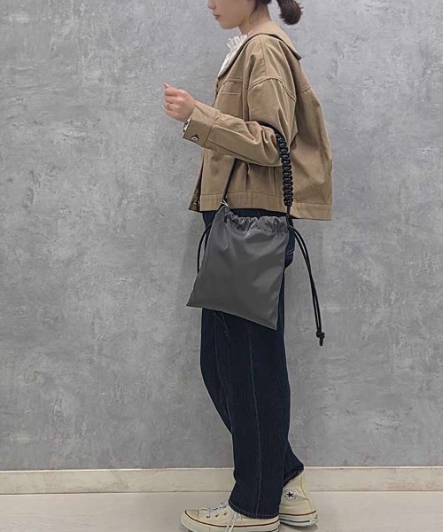Bleu Bleuet（ブルーブルーエ） ショルダーバッグ バッグ 編み込み巾着