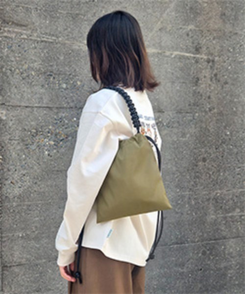 Bleu Bleuet（ブルーブルーエ） ショルダーバッグ バッグ 編み込み巾着